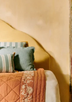 Online Sezane Bestickte Steppdecke Terrakotta - Ecrufarbene Blumenstickereien