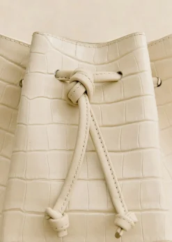 New Sezane Bucket Bag Farrow
