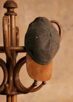Discount Sezane Cap Scaddle