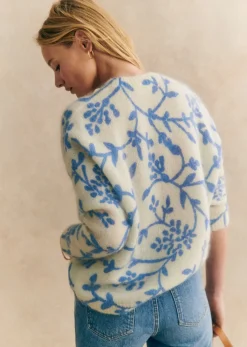 Online Sezane Pullover Pelagie Ecru Blumen Blau