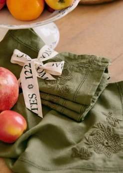Sale Sezane Set Aus 4 Handtüchern - Gestickte Blumen