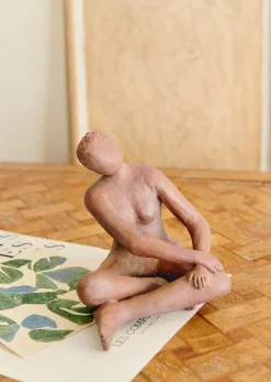 Sale Sezane Skulptur Guénolée Courcoux - Die Frau Großes Modell