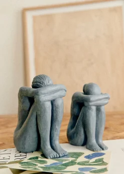 Sezane Skulptur Guénolée Courcoux - Sitzende Frau Großes Modell