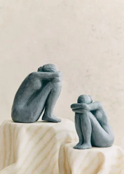 Sezane Skulptur Guénolée Courcoux - Sitzende Frau Großes Modell