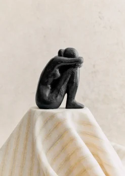 Hot Sezane Skulptur Guénolée Courcoux - Sitzende Frau Kleines Modell