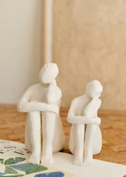 Outlet Sezane Skulptur Guénolée Courcoux - In Gedanken Versunkene Frau - Kleines Modell