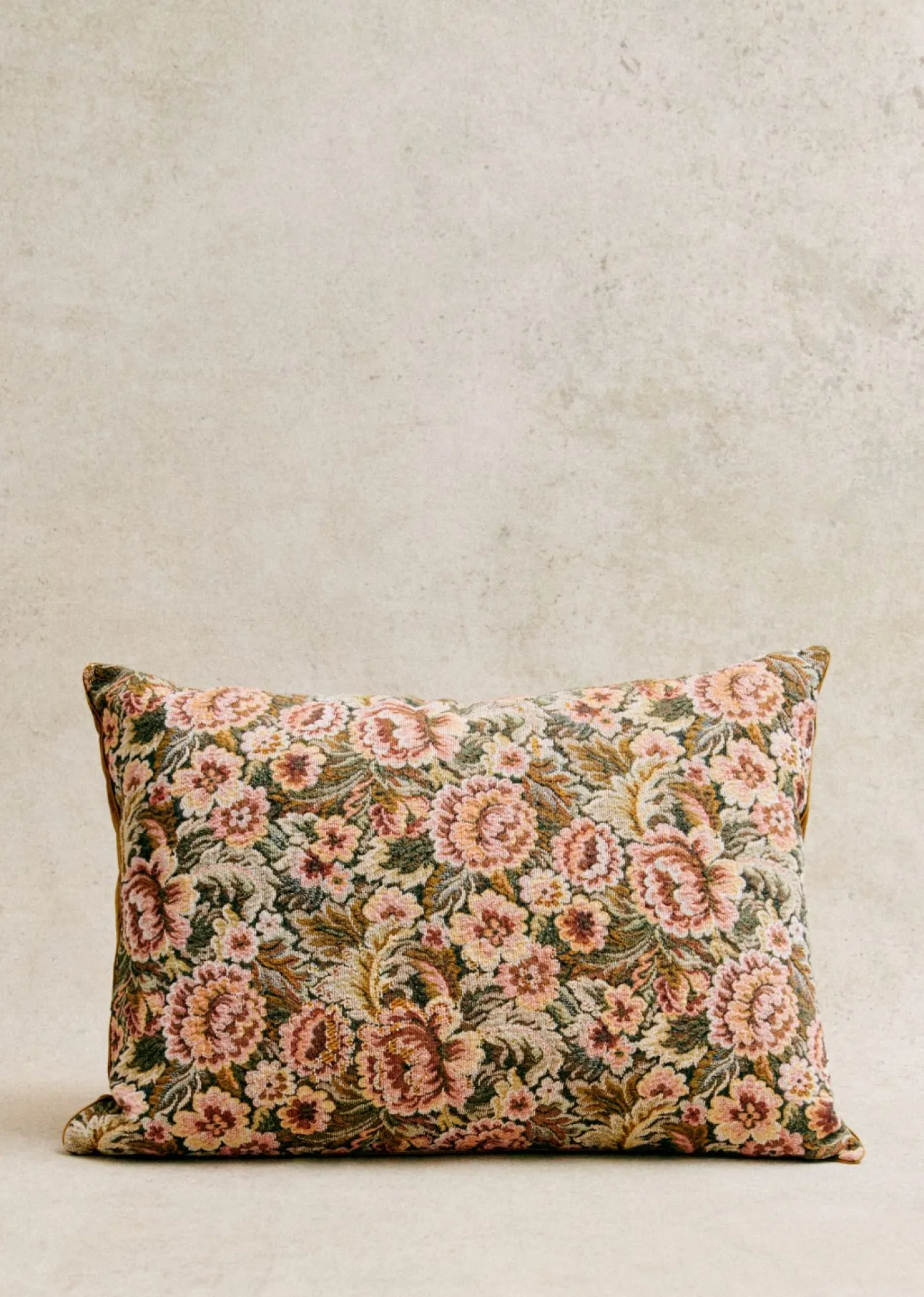 New Sezane Vintage-Kissen – Sehr Großes Modell