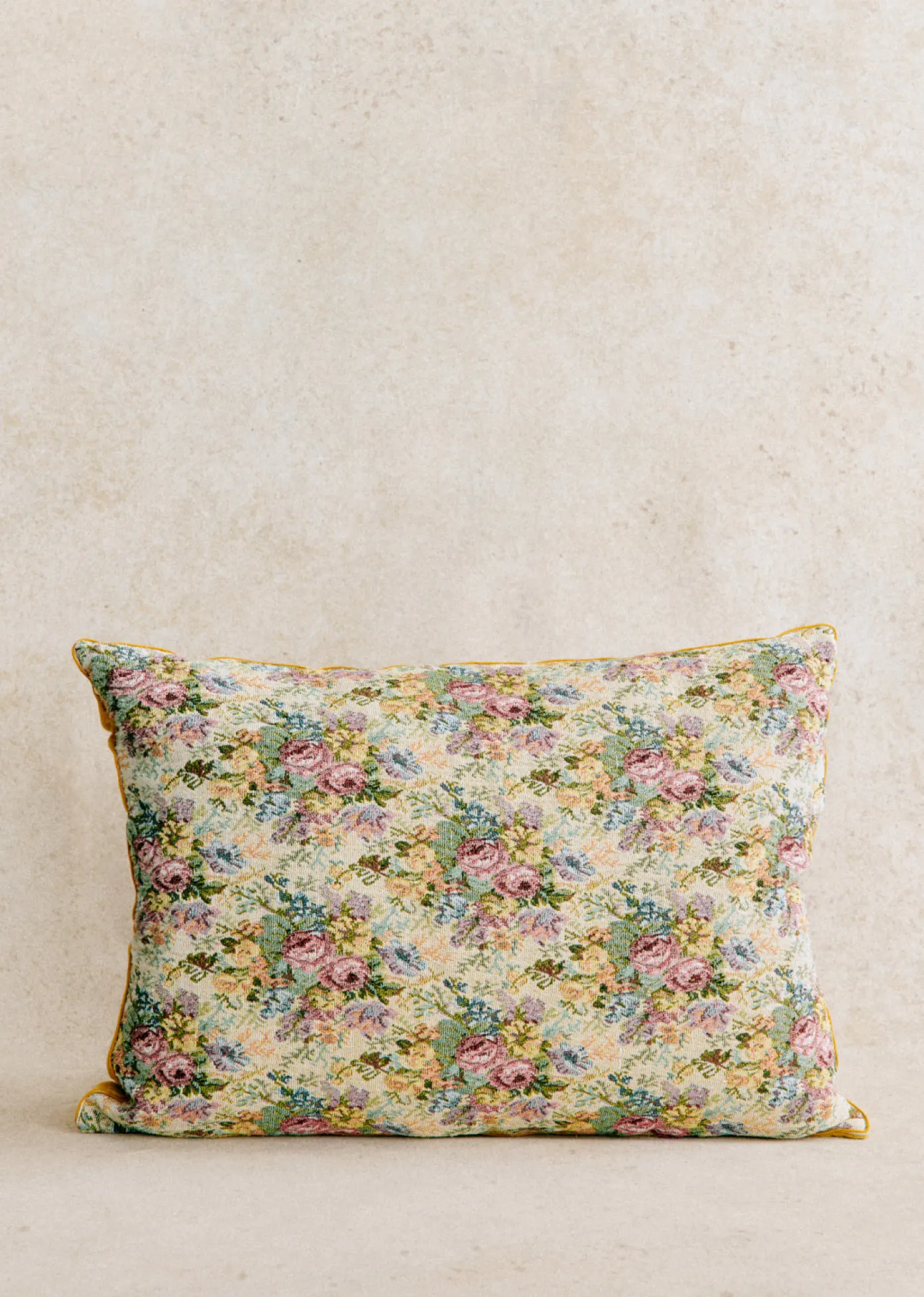 New Sezane Vintage-Kissen – Sehr Großes Modell